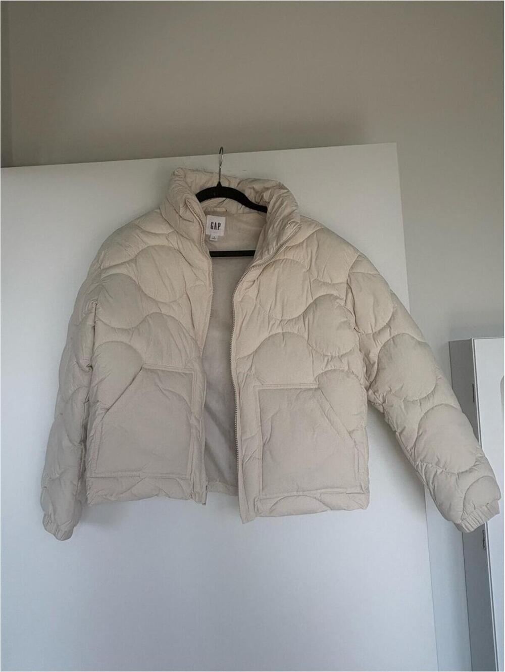 GAP Cream Quilted Short Puffer Jacket